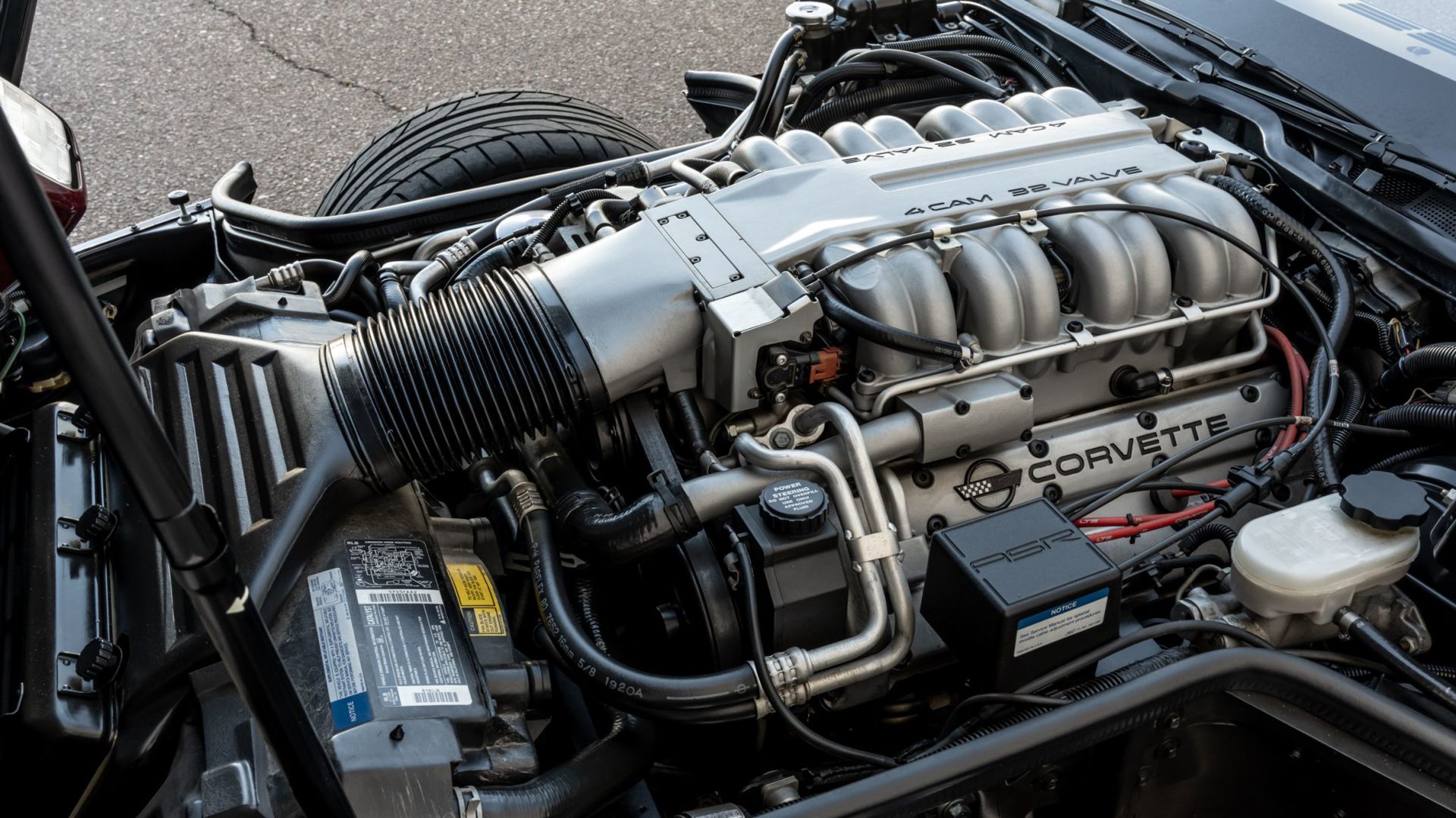 LT5 Engine: The Corvette Engine Born From A GM And Lotus Partnership