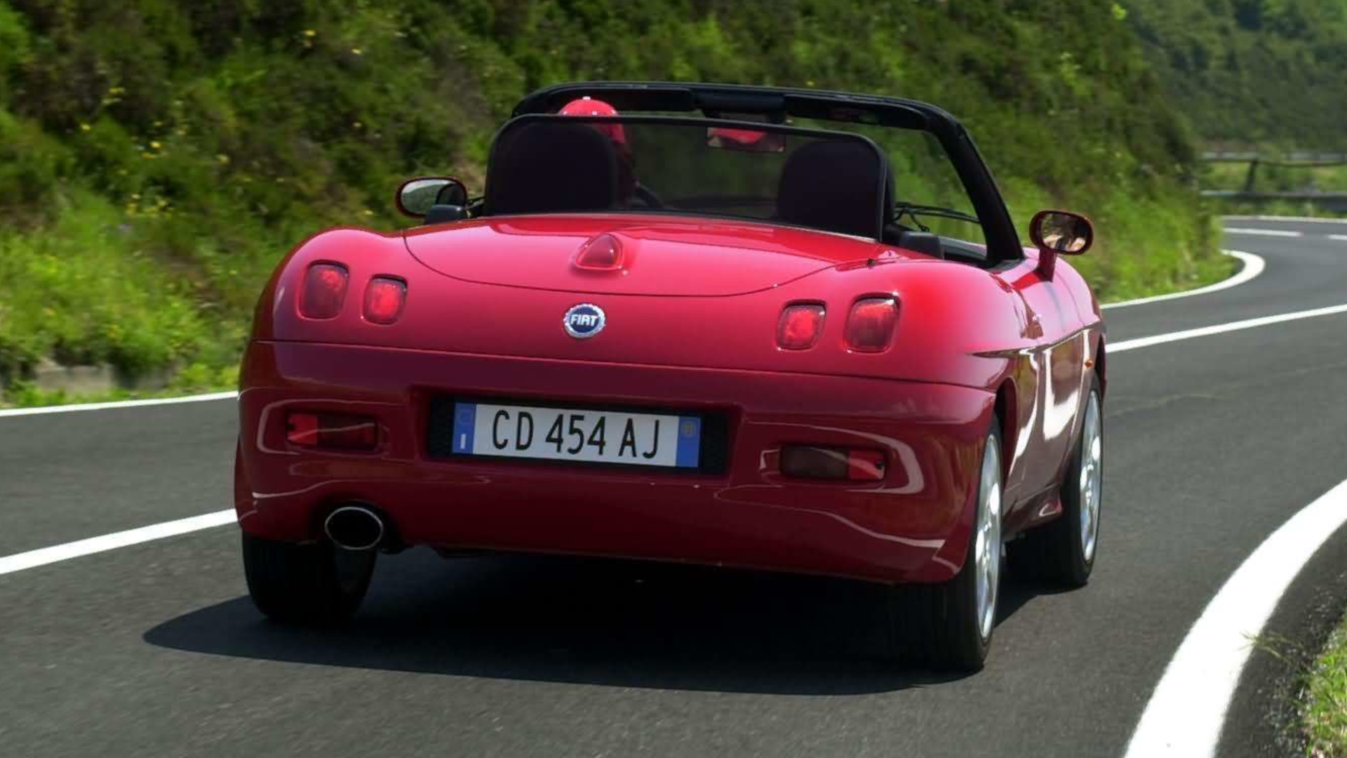 You Can Import The Mazda Miata’s Italian Rival, But There’s A Problem