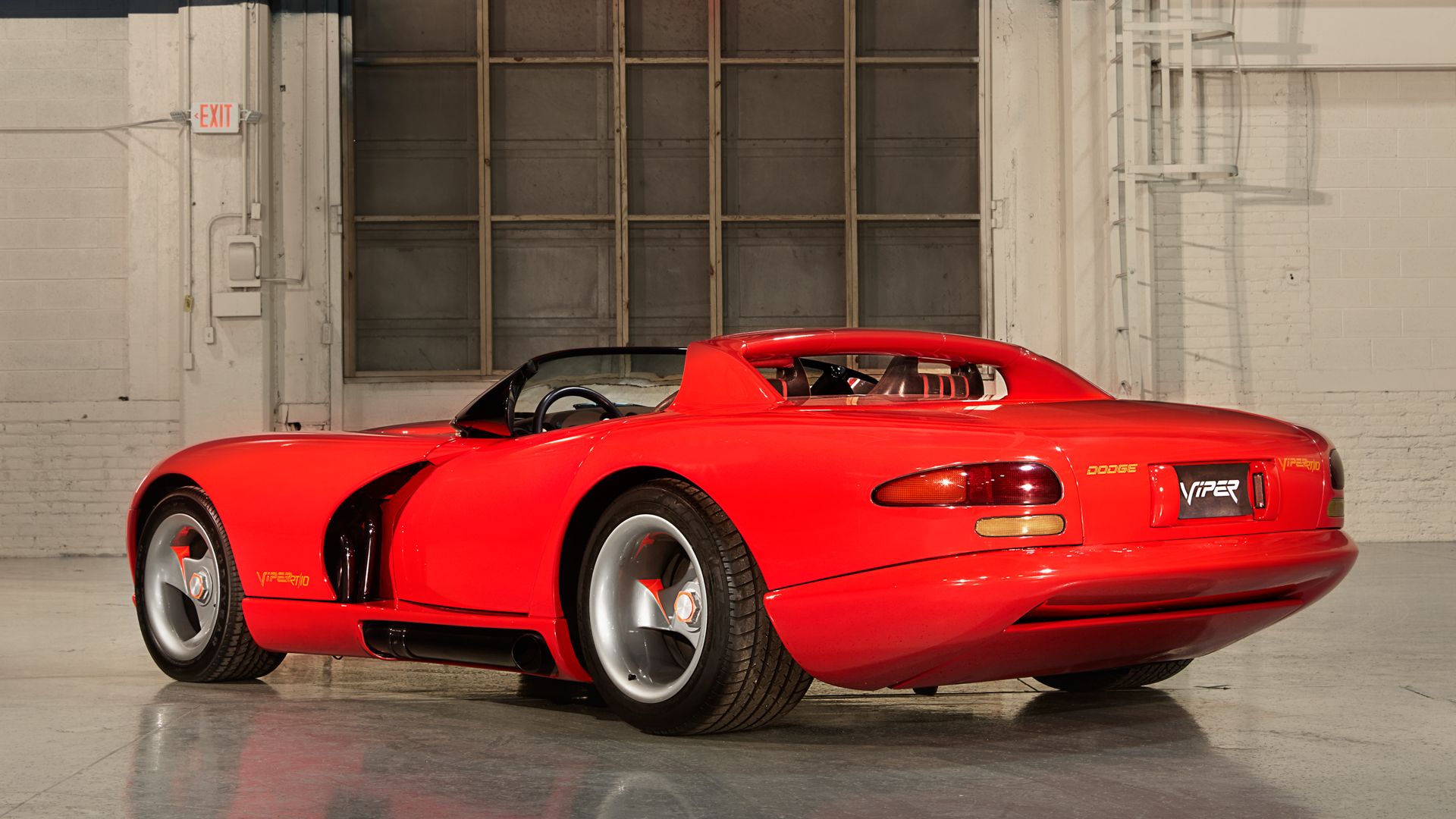 10 Surprising Facts About The Iconic Dodge Viper