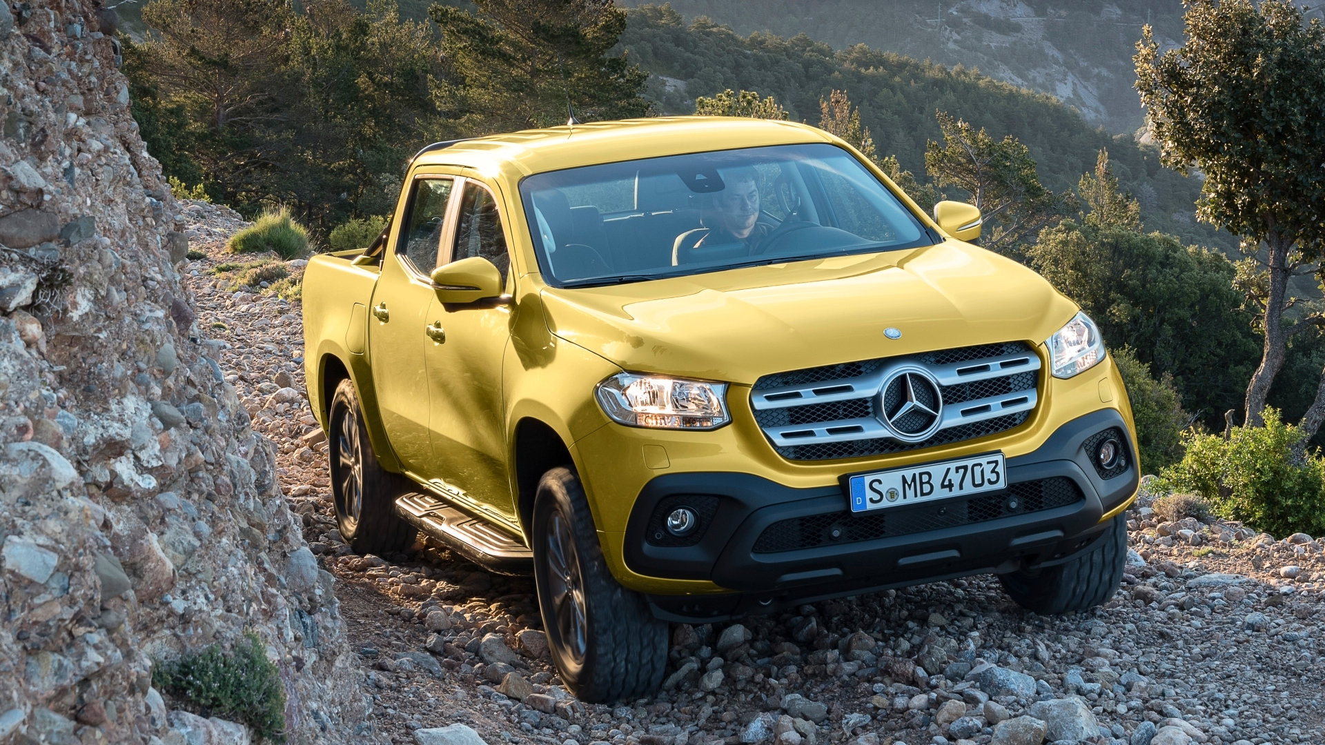 Mercedes-Benz and Nissan Were Once Best Buddies