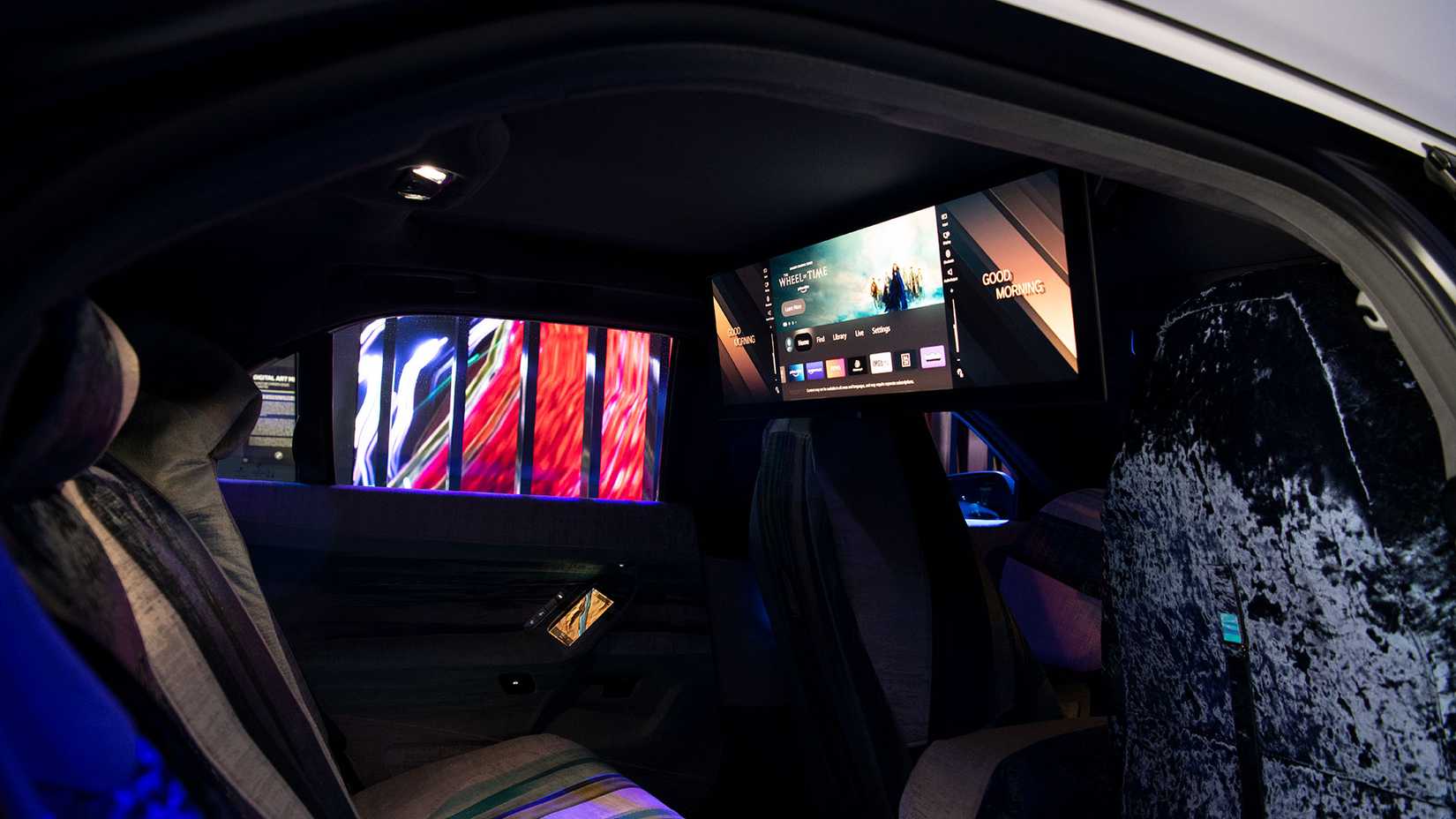 BMW Patents Huge Display Screen For The Roof Of A Car