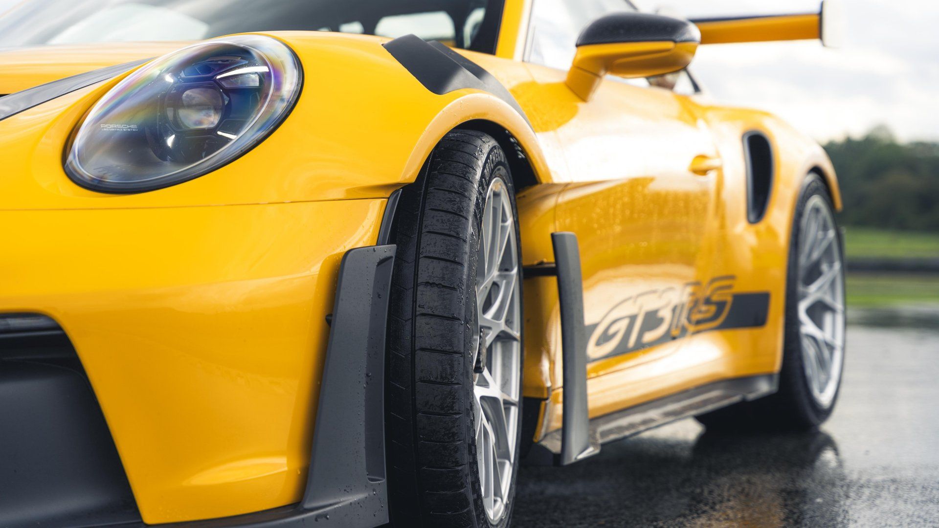 Porsche Invents New Ways To Adjust Camber On The Fly
