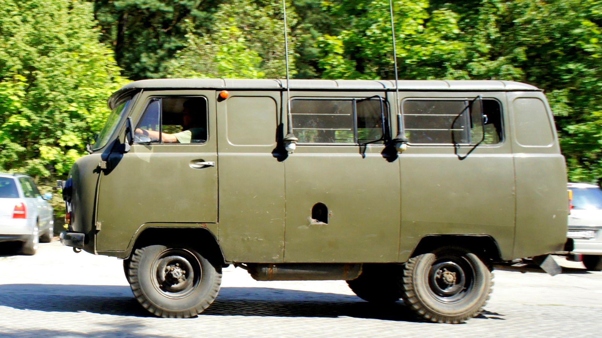 Obscure Soviet-Era Cars You Didn’t Know Existed