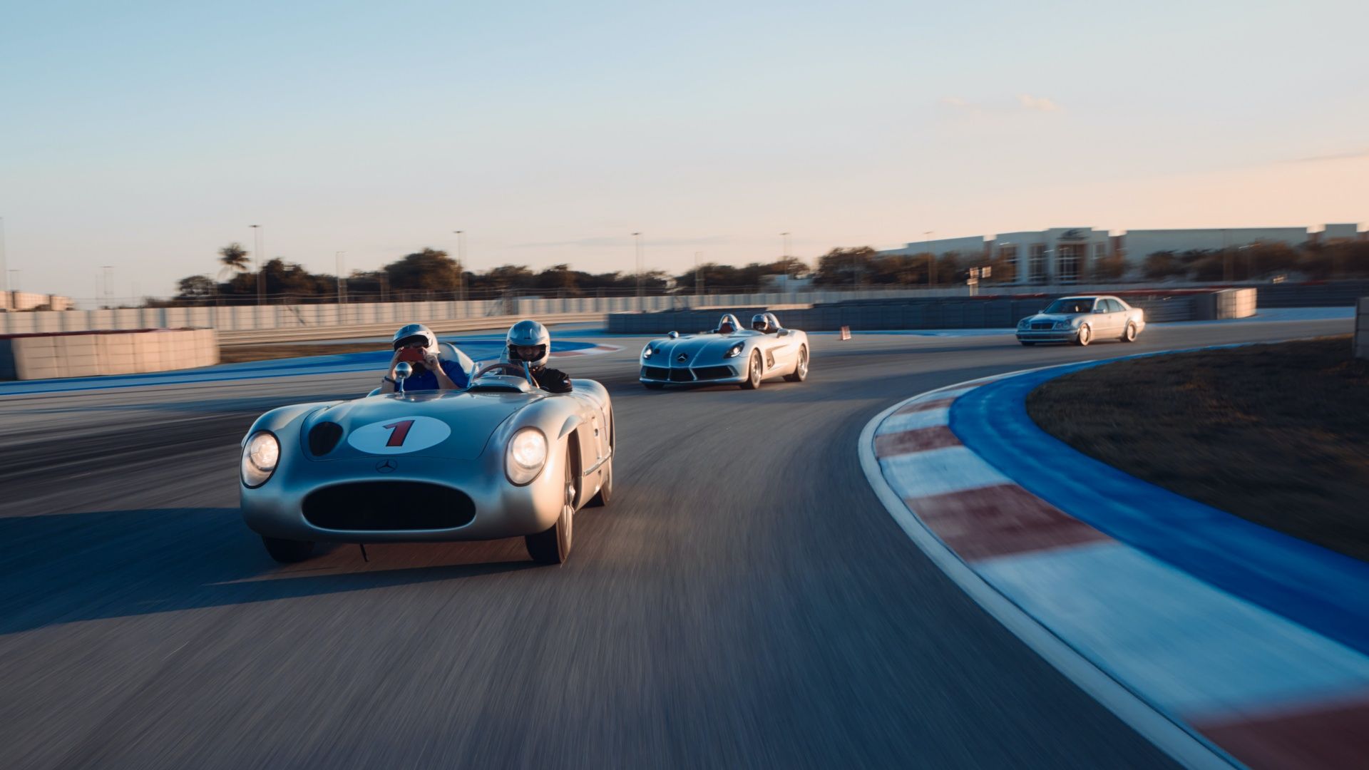 This Straight-8 1950s Racer Made Over 300-HP