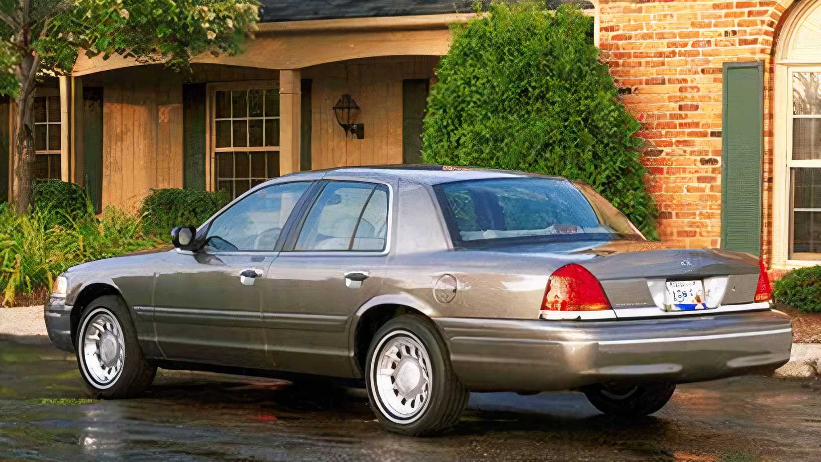 The Old Ford Cop Car That Became An Icon: The Crown Victoria