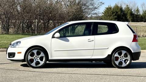 2007 Volkswagen GTI Pricing, Photos & Specs