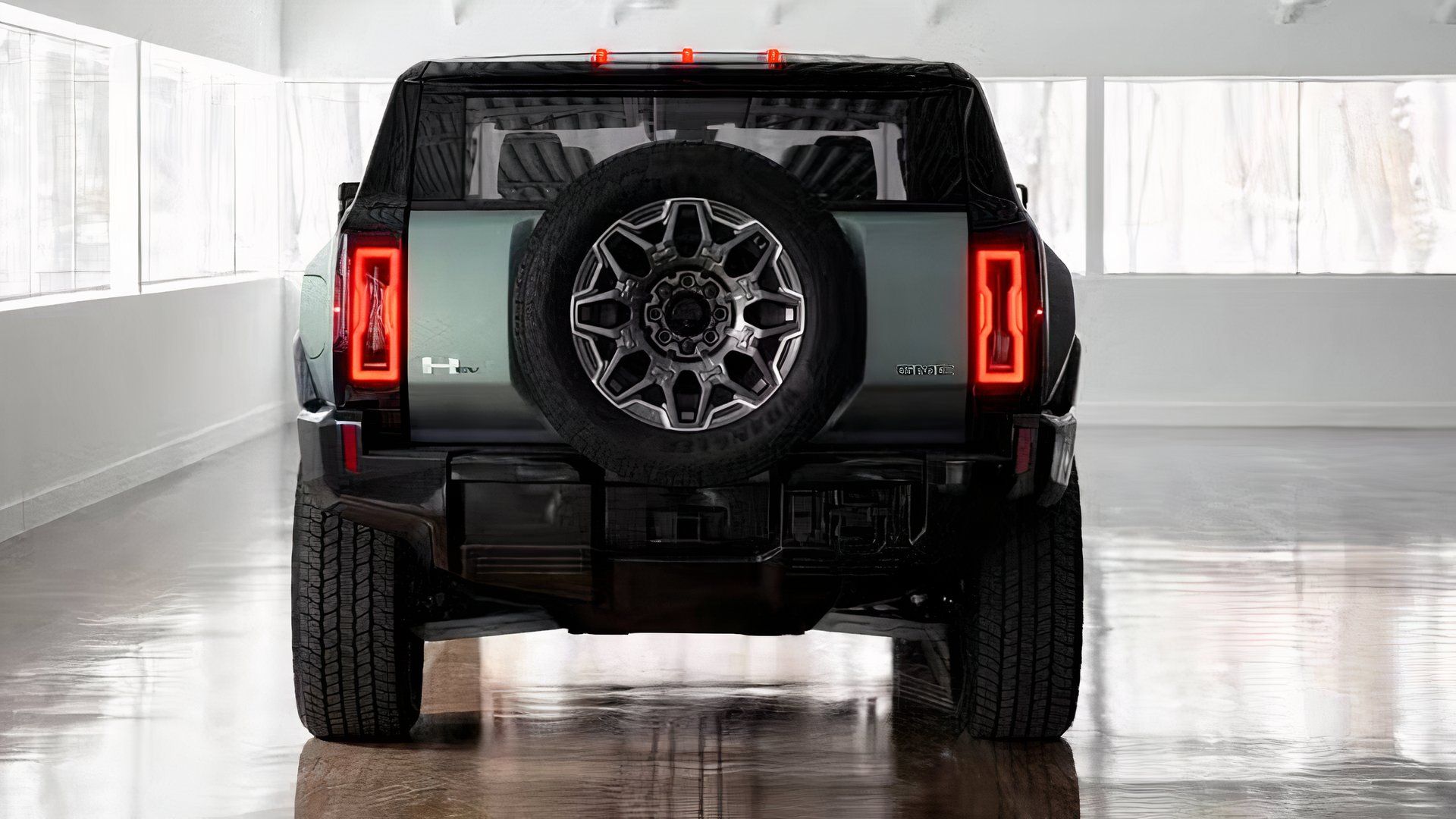 The Smallest Hummer With The Biggest V8 Engine Sells For Less Than $20,000