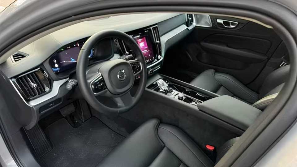 2024 Volvo V60 Cross Country Pricing, Photos & Specs