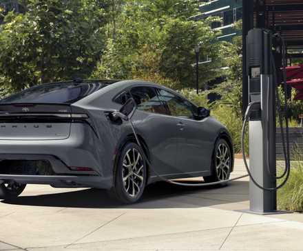 2025 Toyota Prius PHEV showcasing all-electric driving capability