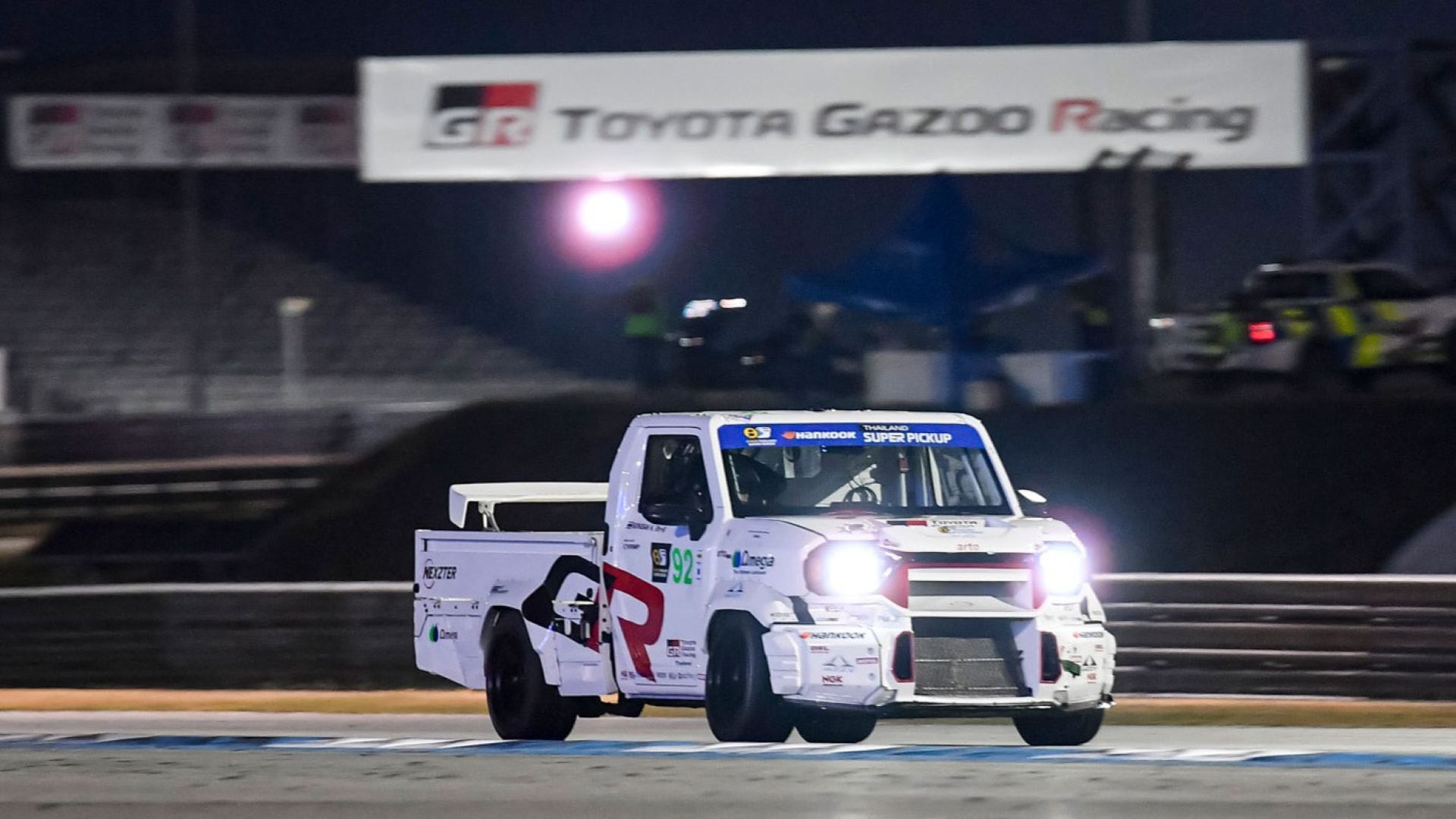Why This Diesel-Powered Toyota Is The Coolest Racing Truck In The World