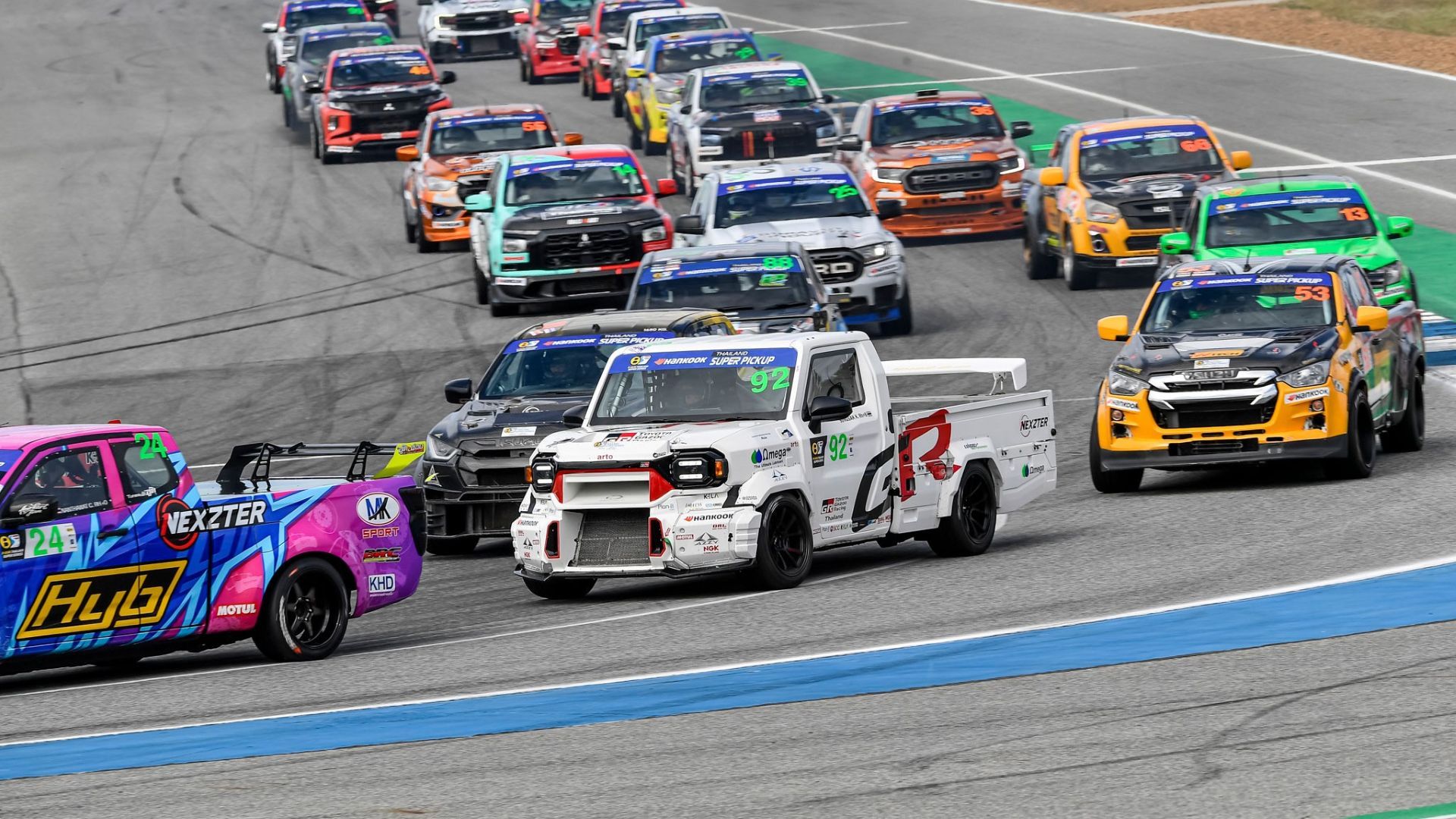 Why This Diesel-Powered Toyota Is The Coolest Racing Truck In The World
