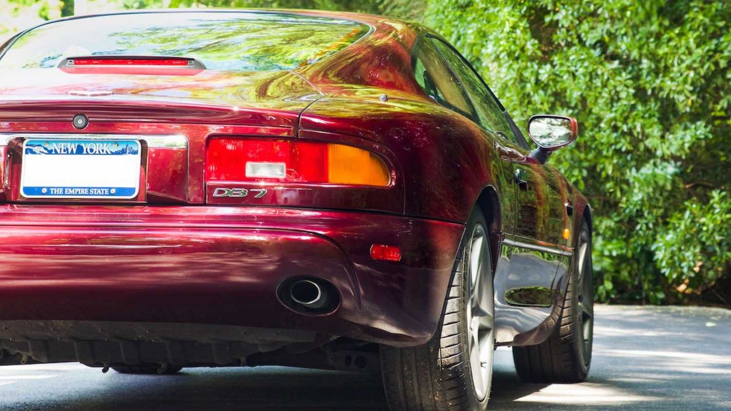 Db7 Rear Italdesign's Vision For An Aston Martin In 2020 Looked Like A V12 ...