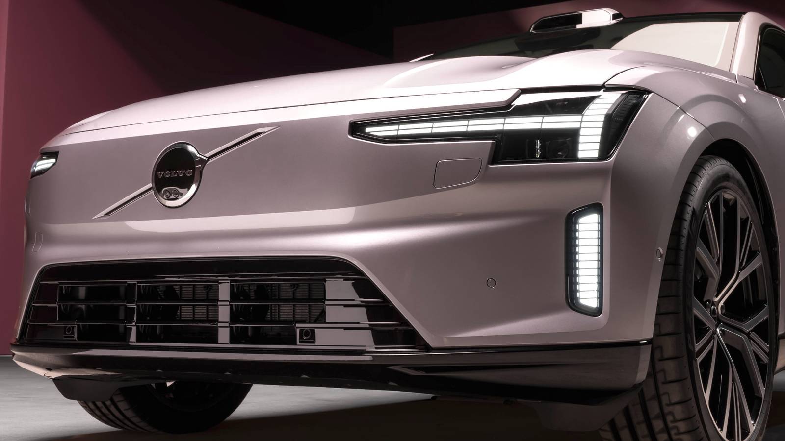 America's Hate For Sedans Killed Our Chance Of The Coolest One Volvo's ...