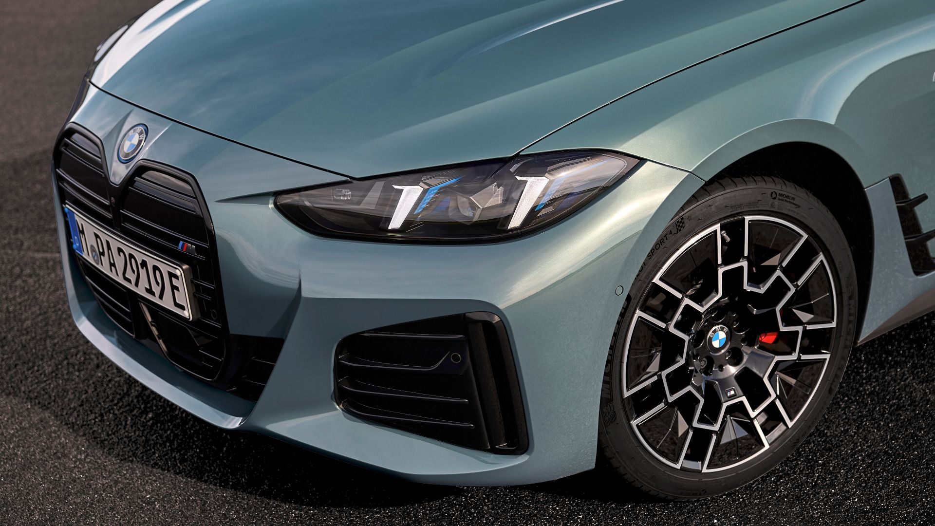 Powiedz sąsiadom, że to BMW za 60 000 dolarów, ale nie wspominaj o niskiej racie