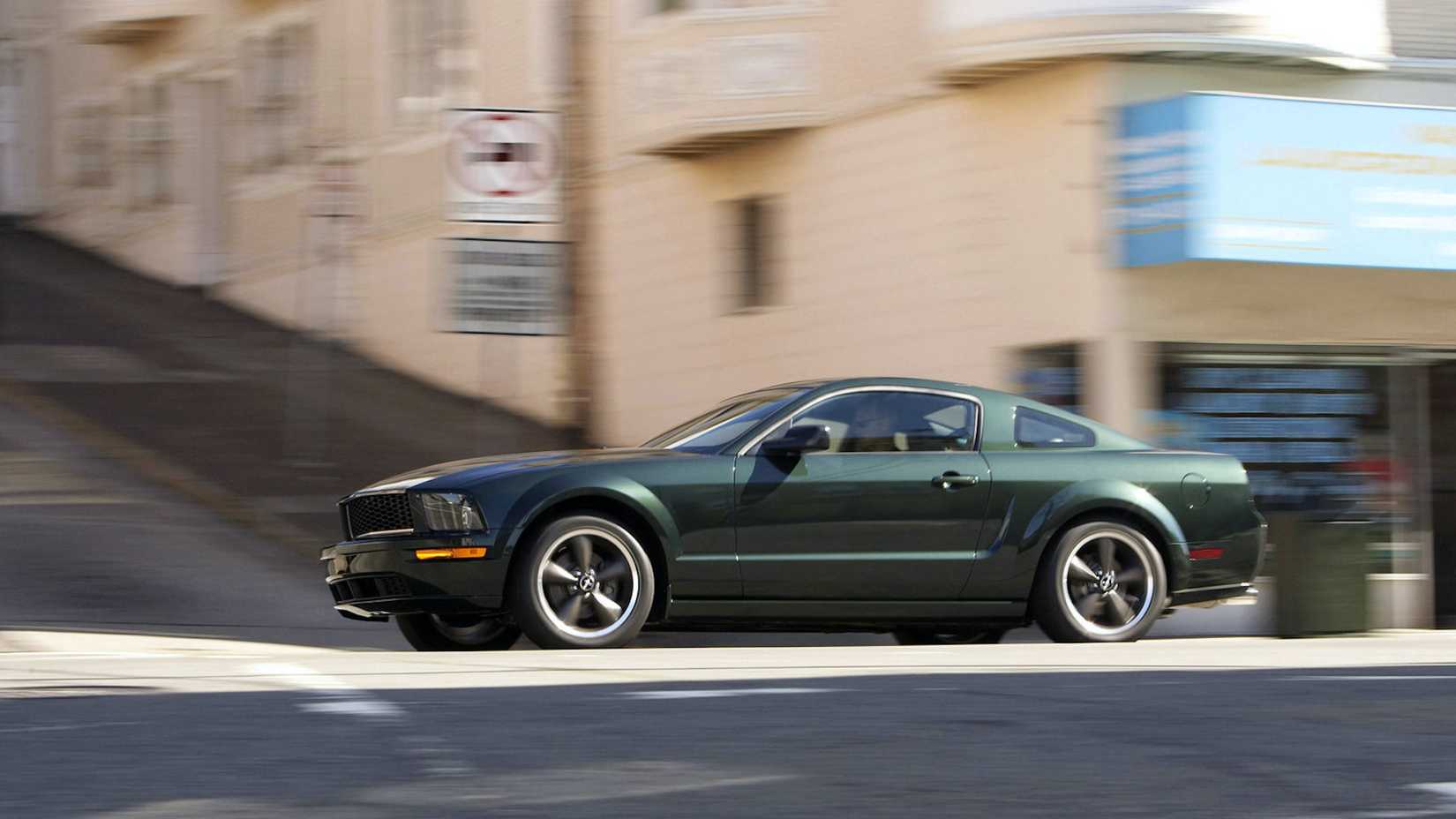 2008 - 2009 Ford Mustang Bullitt - side profile