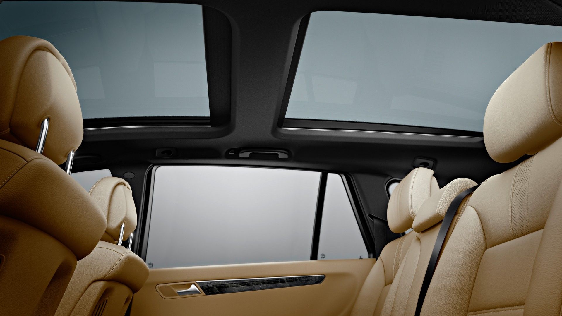 Mercedes' Explosive Panoramic Roof Drama Will Continue