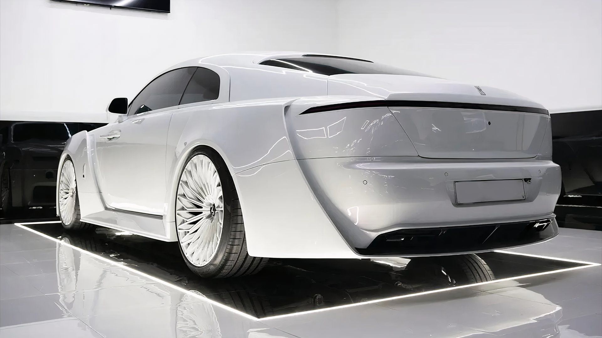 The Most Extreme Rolls-Royce Wraith Won't Hurt Your Eyes