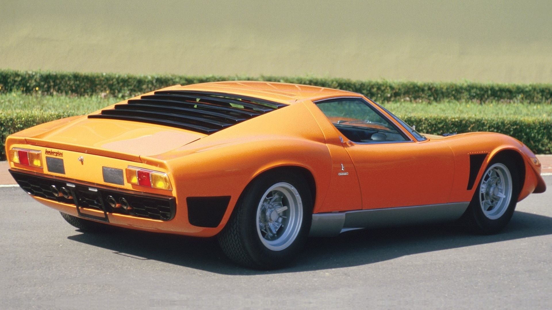 The 1/18 Lamborghini Miura Jota from Looksmart, a review by