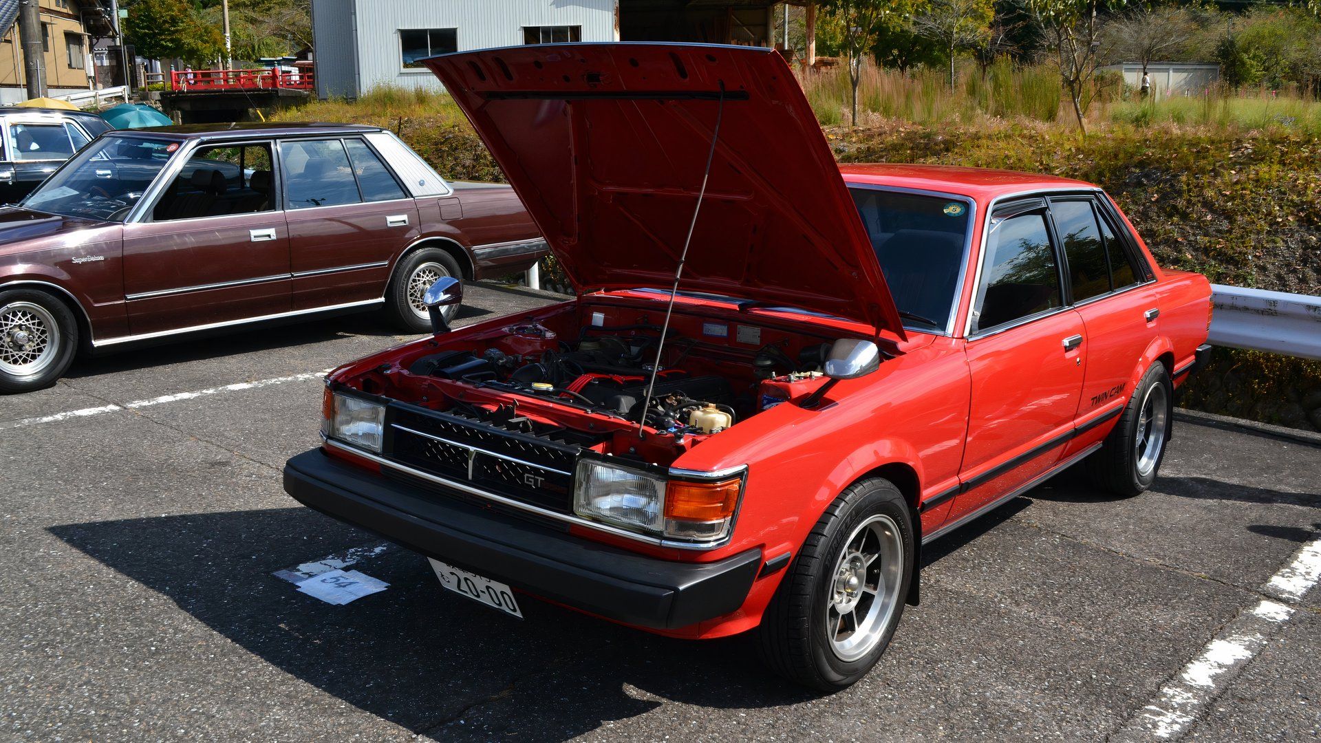 1981 Toyota Celica Camry Red Front Angulado Vista Hood