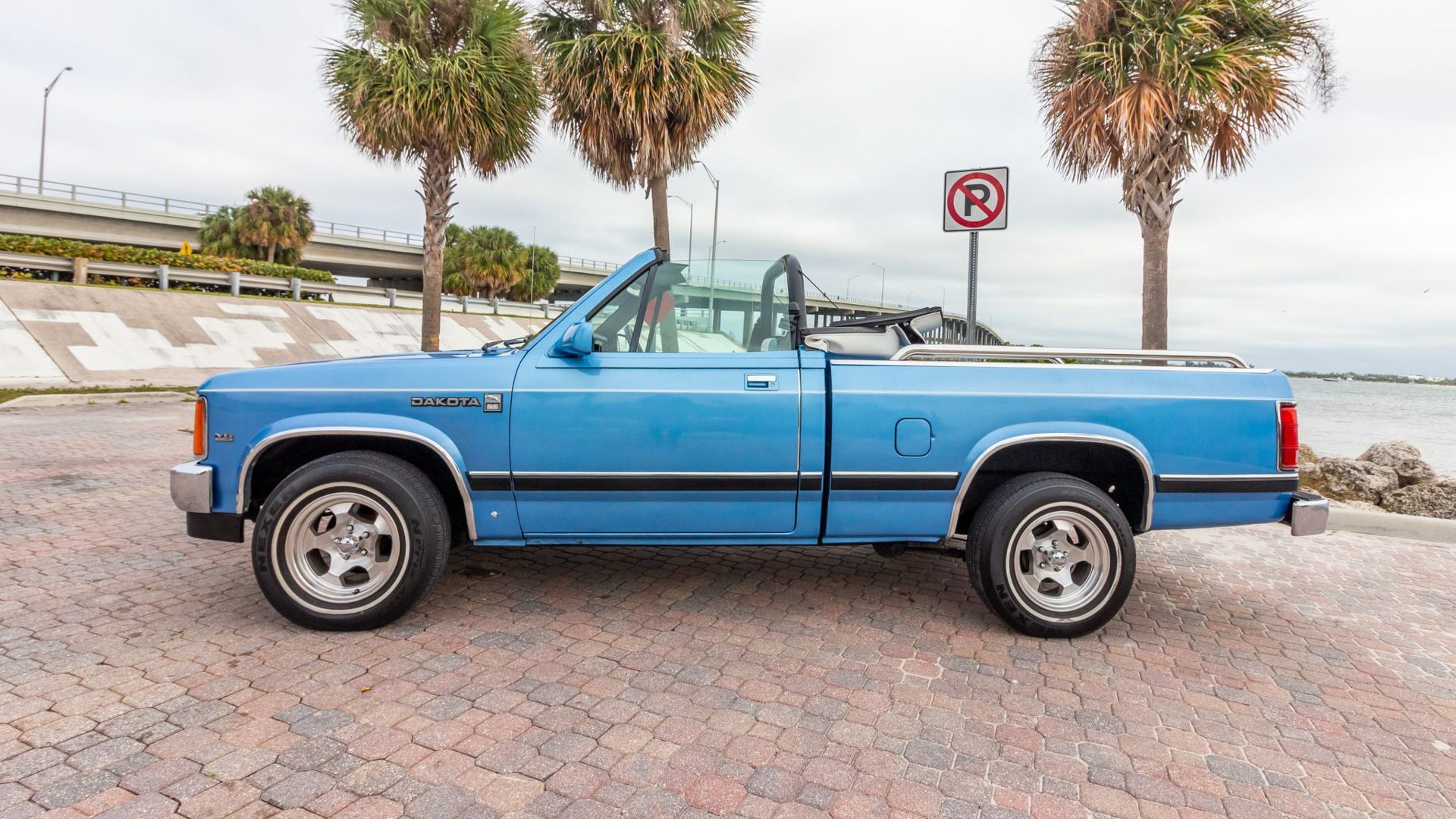 10 Cool Pickup Trucks That Make No Sense