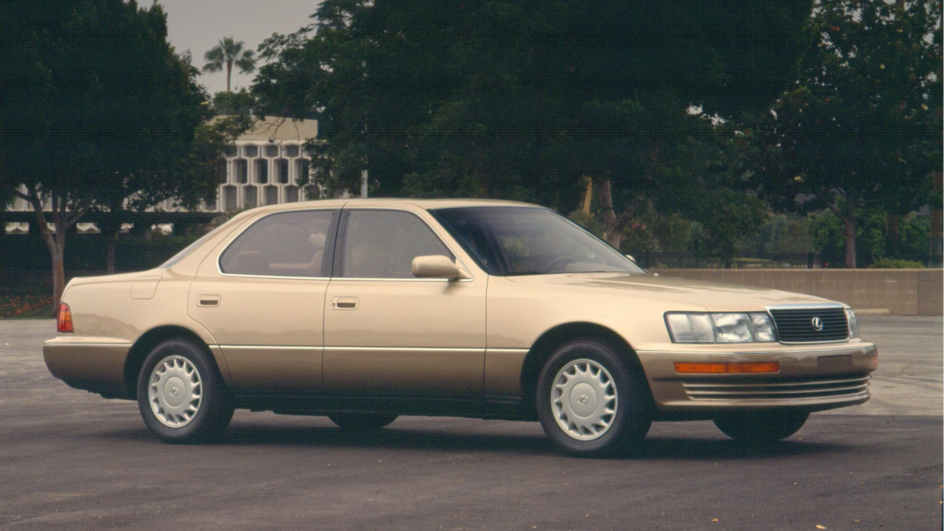 10 Legendary, Used, And Affordable Lexus V8 Models You Should Have on ...