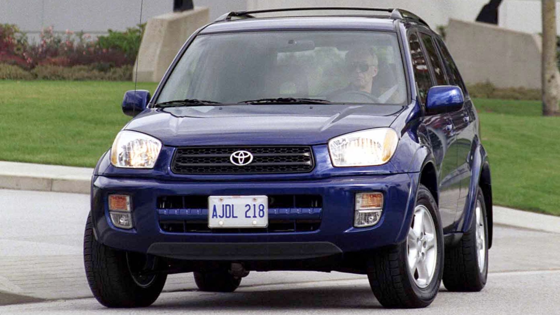 RAV4 Prime vs. Hybrid: What's The Difference Between These Popular ...