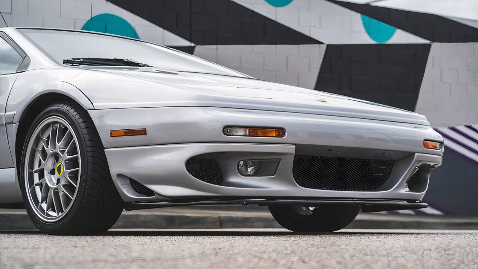 Lotus' Last V8-Powered Sports Car Is A Bargain In 2026