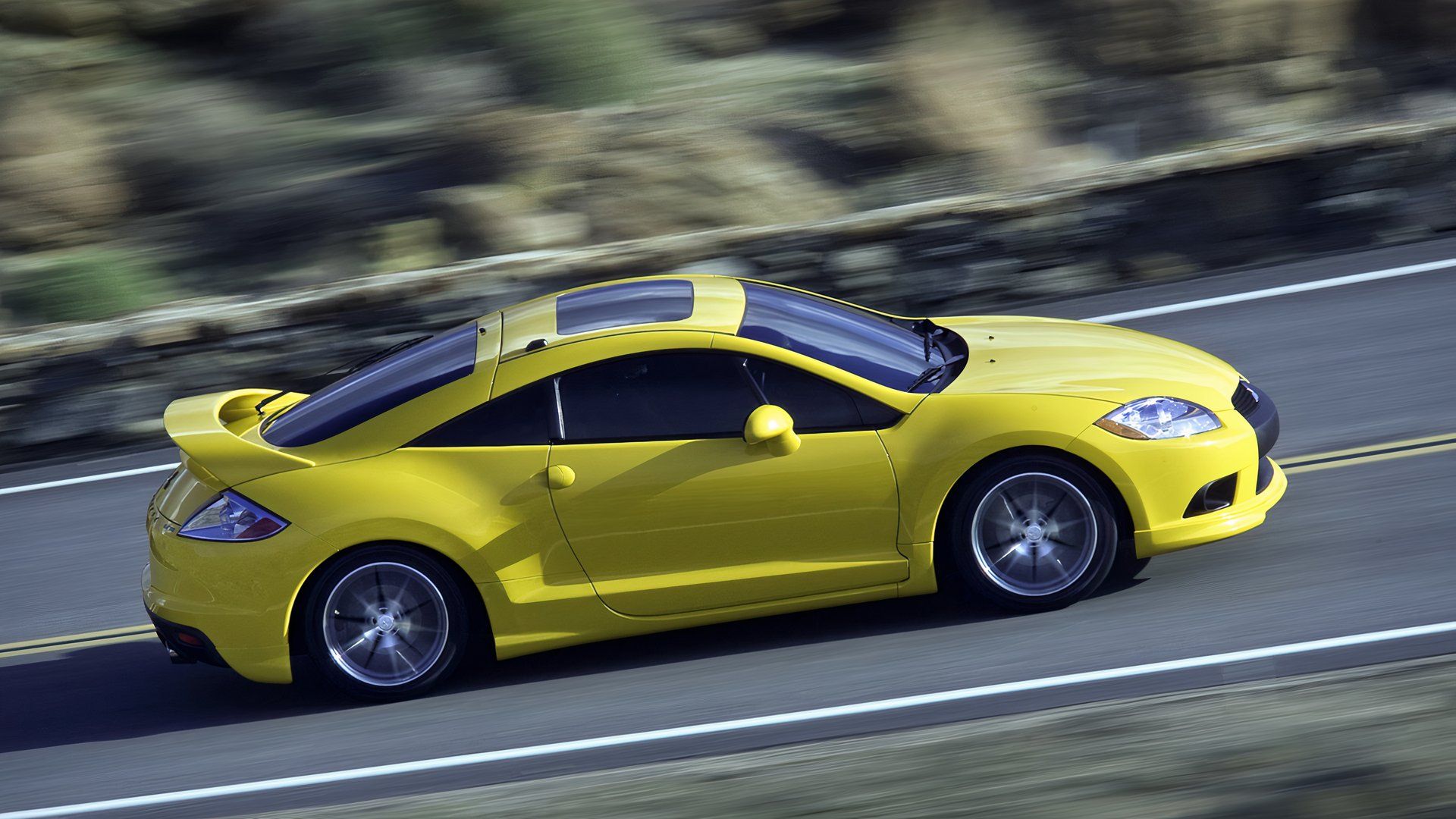 Mitsubishi's Final Coupe Is Cheap And Cheerful