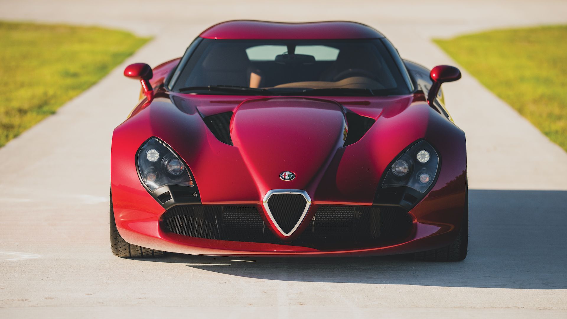 The Alfa Romeo TZ Is An Ultra-Rare Italian-American