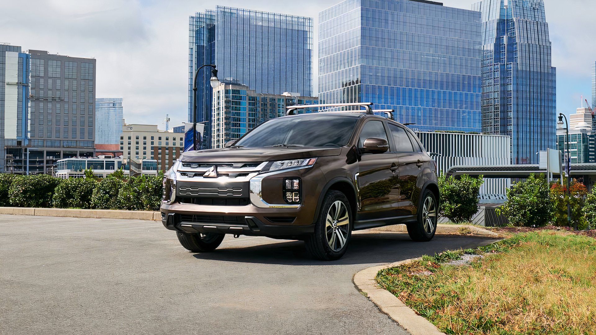 The Two Oldest SUVs On Sale In 2026 Are Oddly Popular