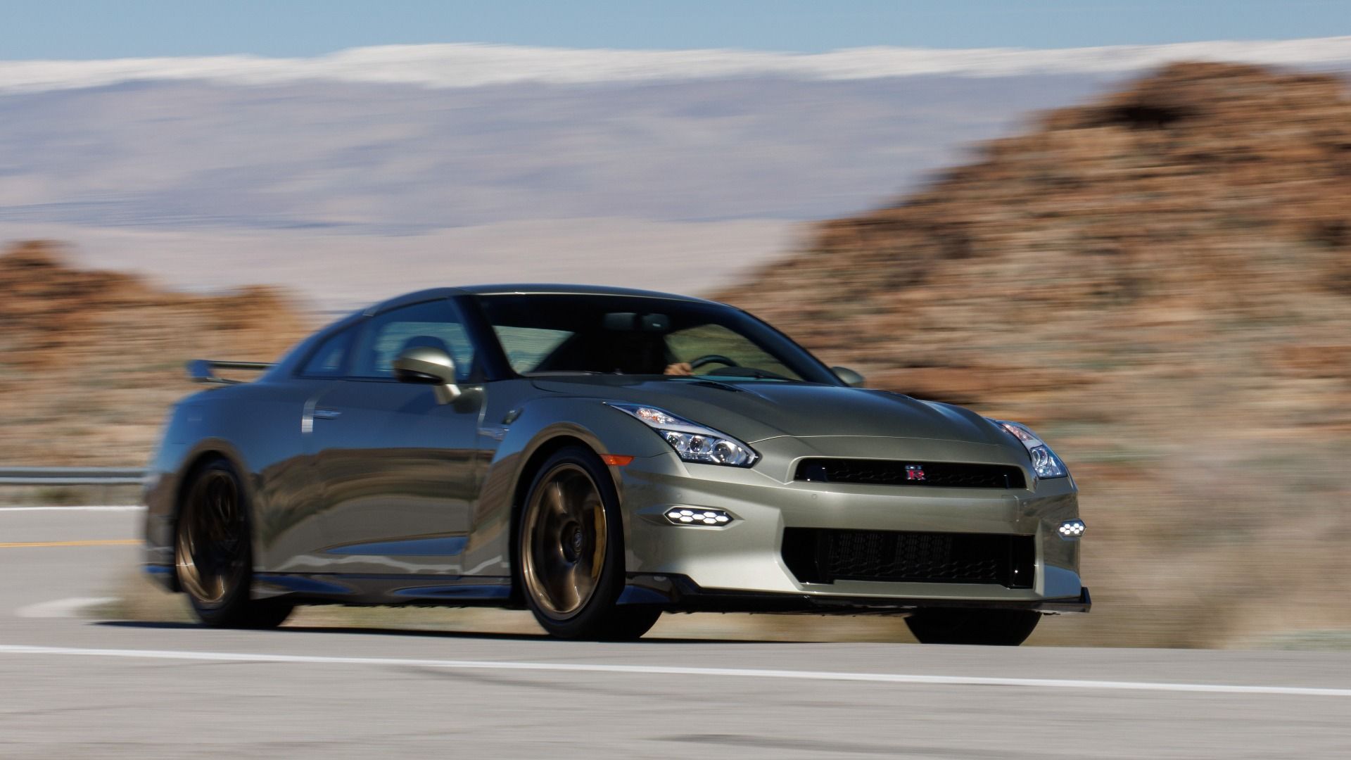 2024 Nissan GT-R Pricing, Photos & Specs