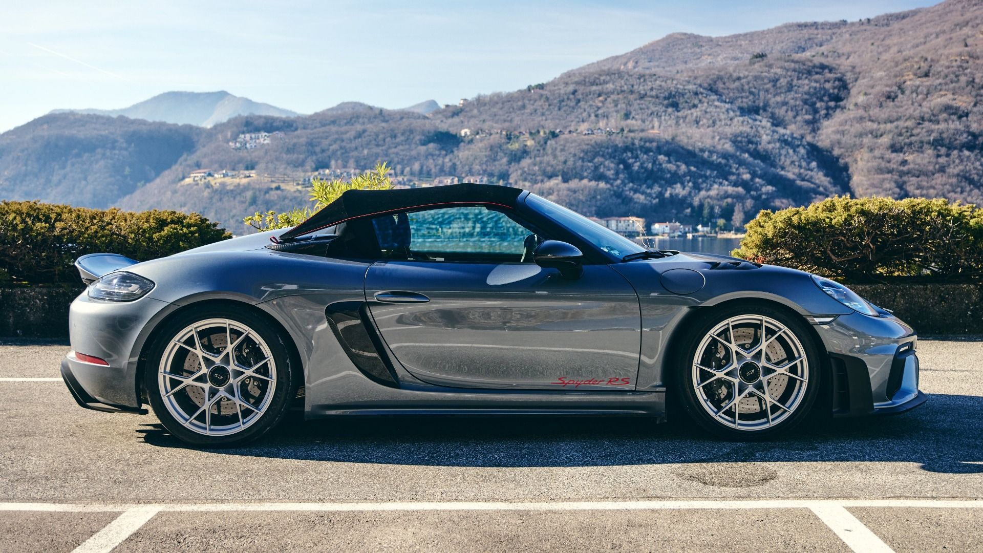 2024 Porsche 718 Spyder RS Pricing, Photos & Specs