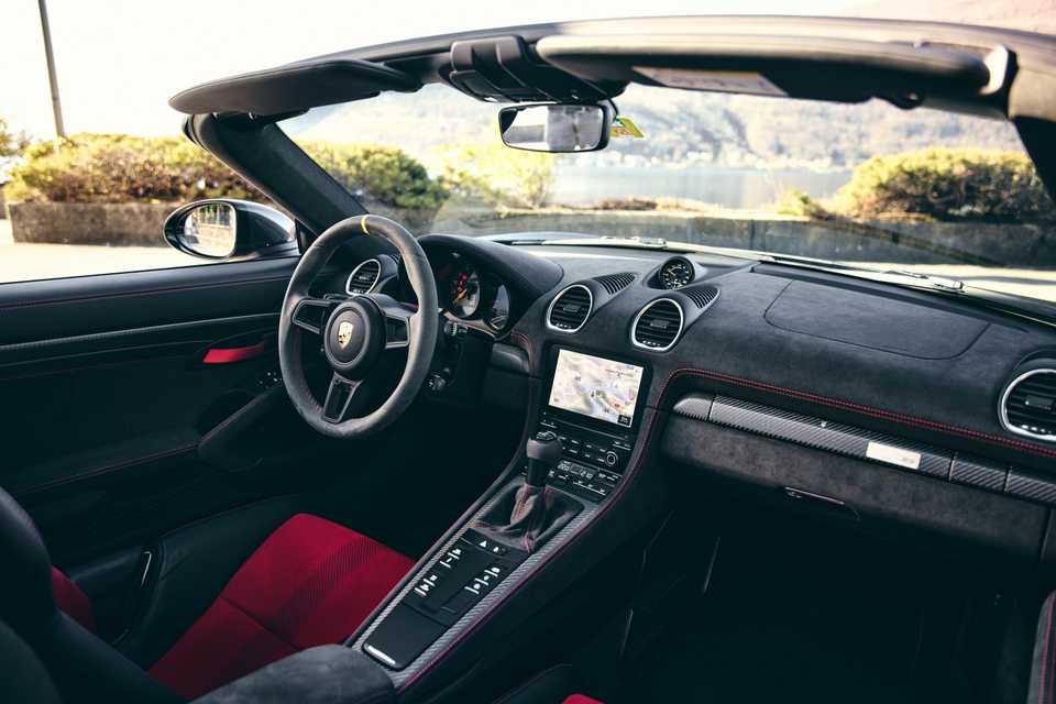 2024 Porsche 718 Spyder RS Pricing, Photos & Specs