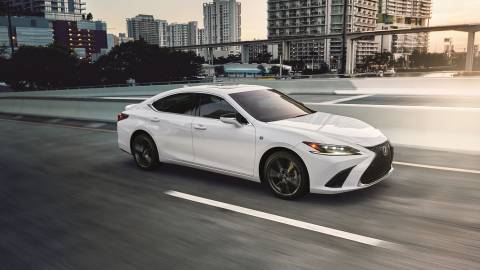 Lexus ES – photo 8