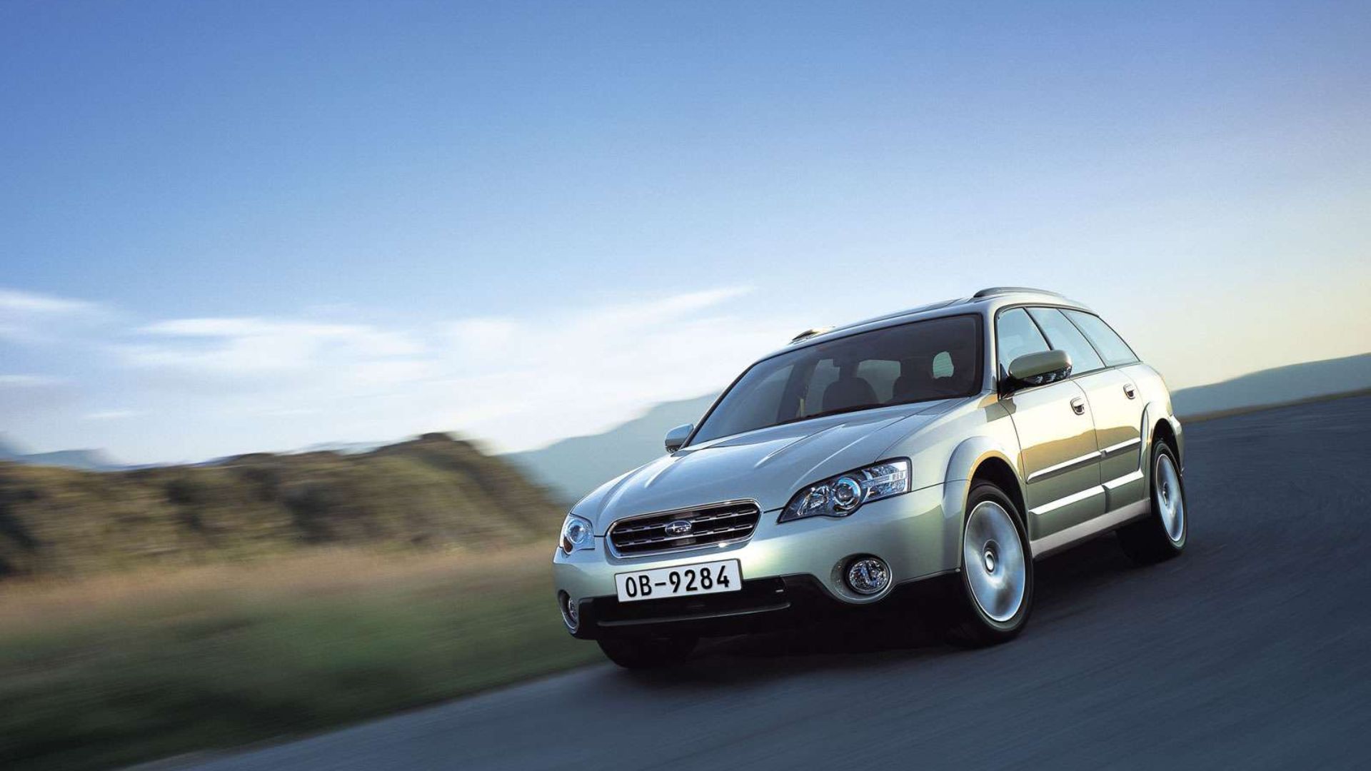 2004 Subaru Outback Exterior Photos