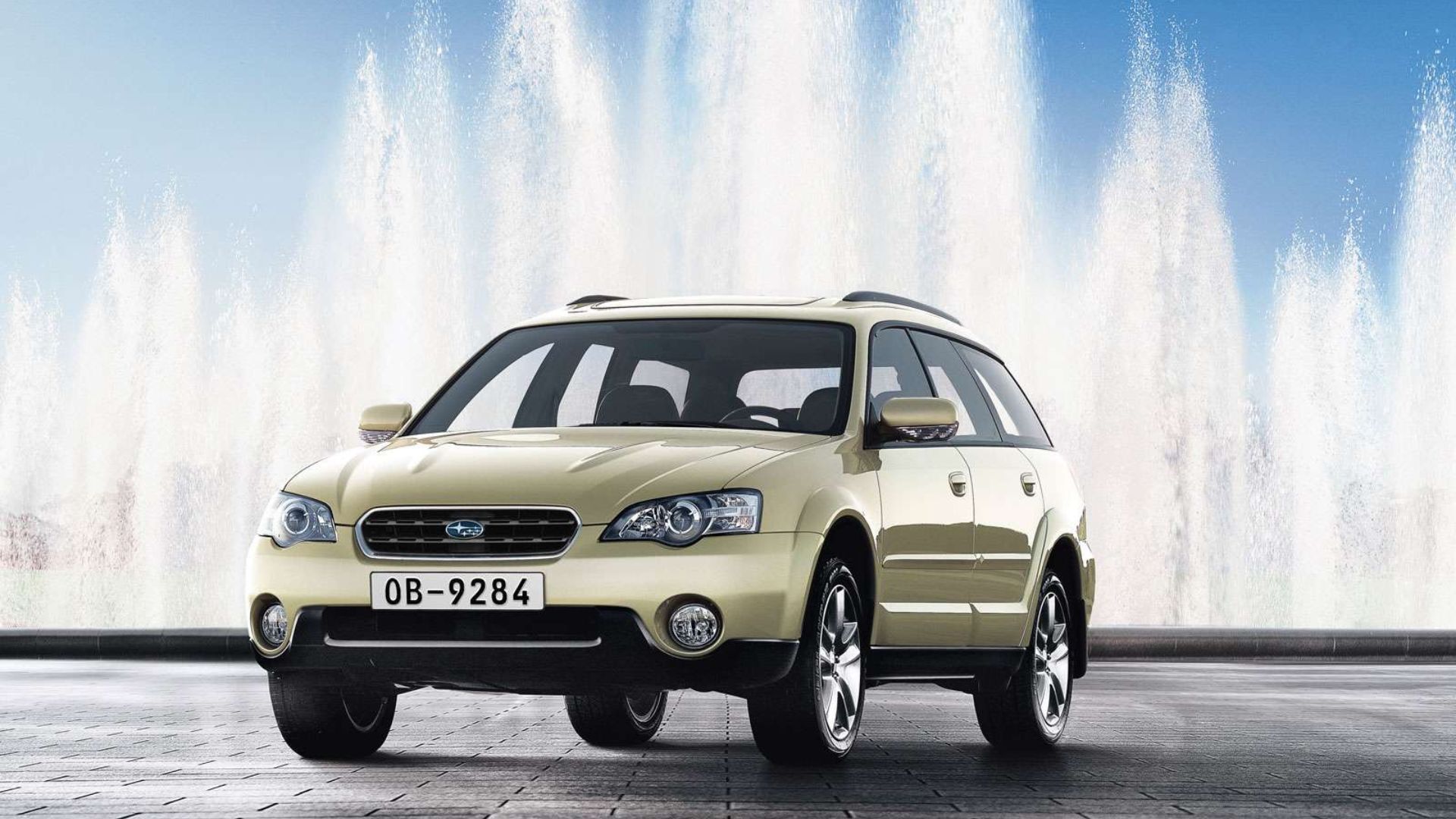 2004 Subaru Outback Exterior Photos