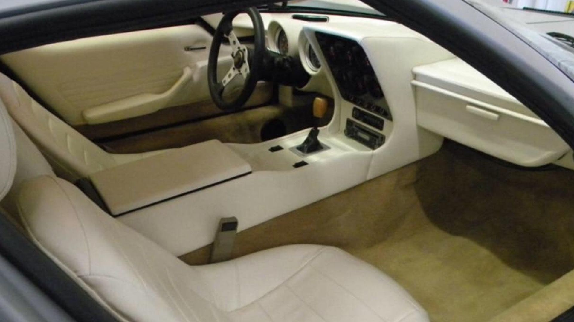 Supercar Replicas Built Around America's Affordable Mid-Engine Hero