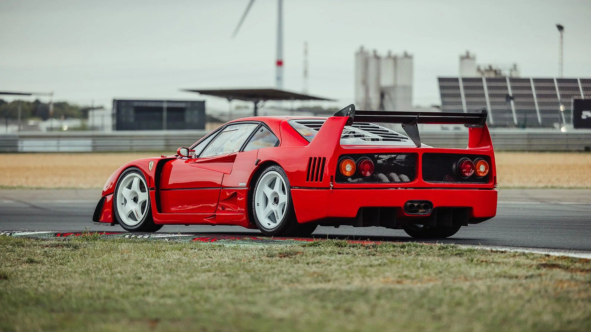 Extremely Rare Ferrari F40 Competizione Could Fetch Upwards Of