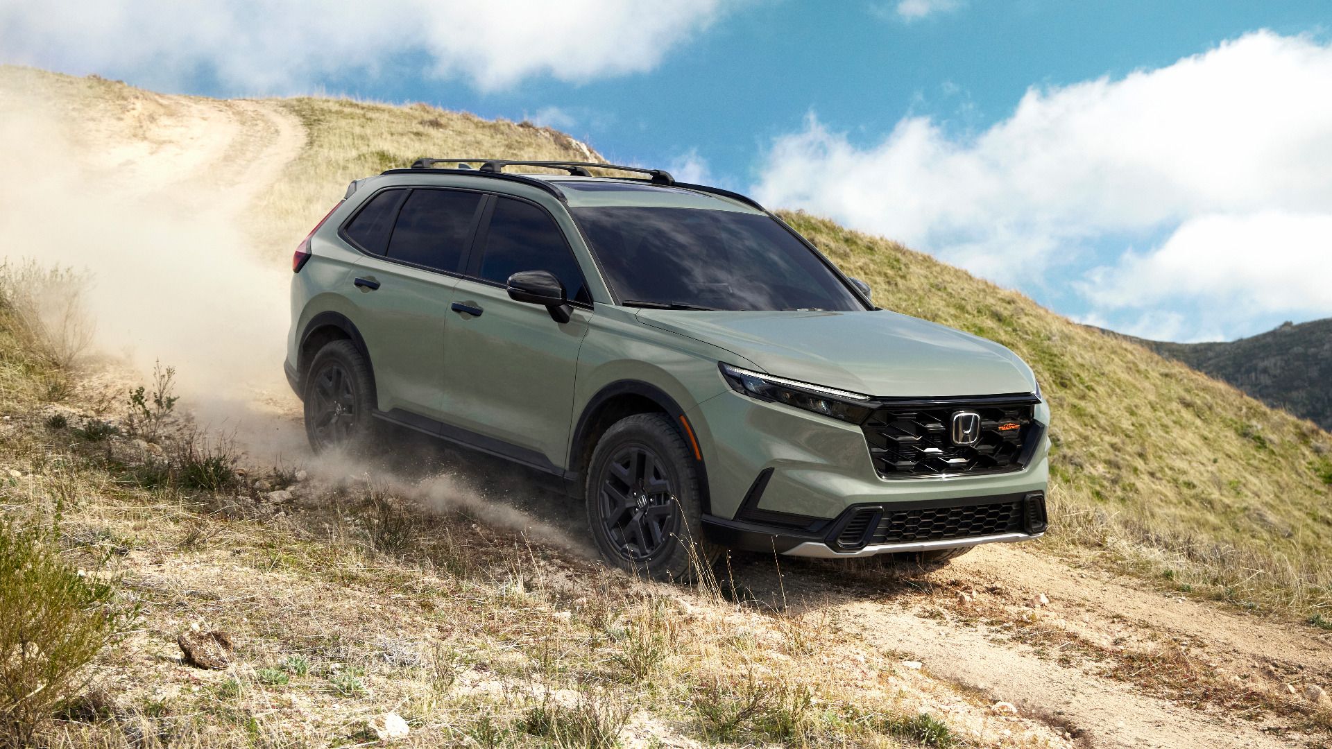 2026 Honda CR-V TrailSport Hybrid front three-quarter