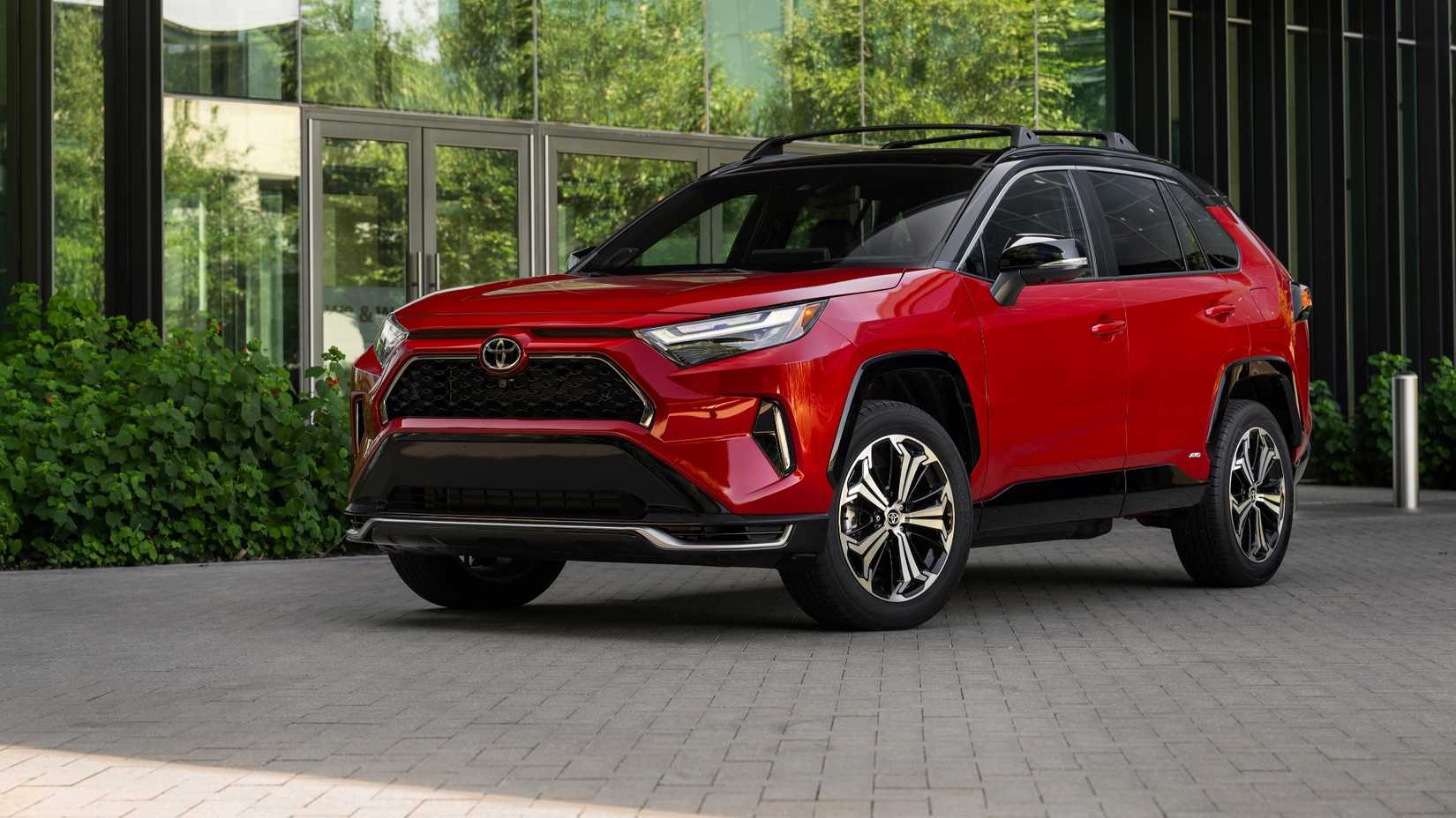 2025 Toyota RAV4 Plug-in Hybrid