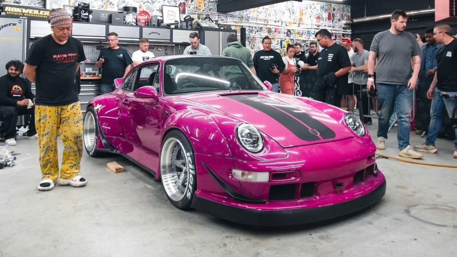 You Can See Akira Nakai Of RWB Build A 911 In Person, But You'll