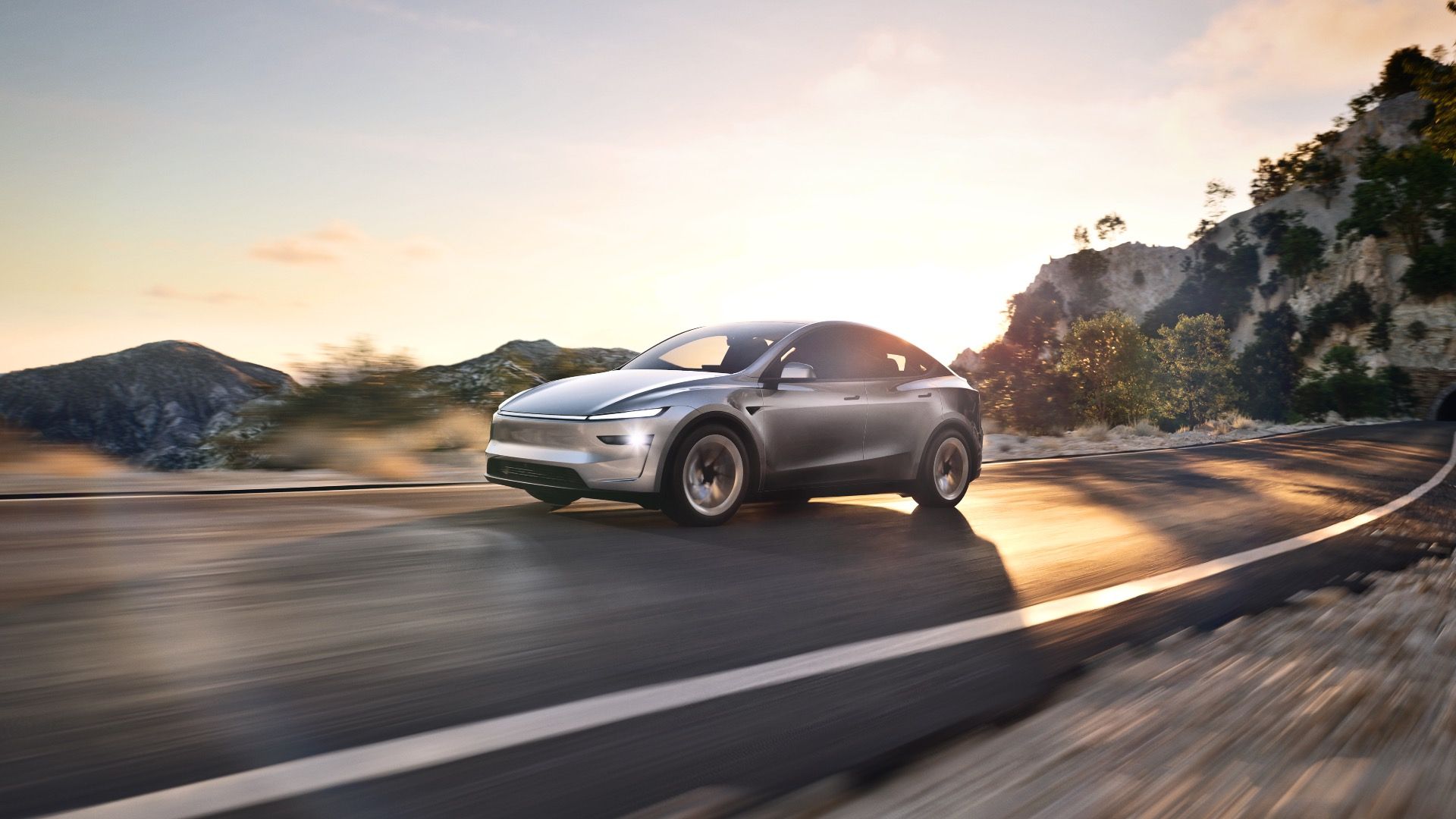 2025 Tesla Model Y Driving side