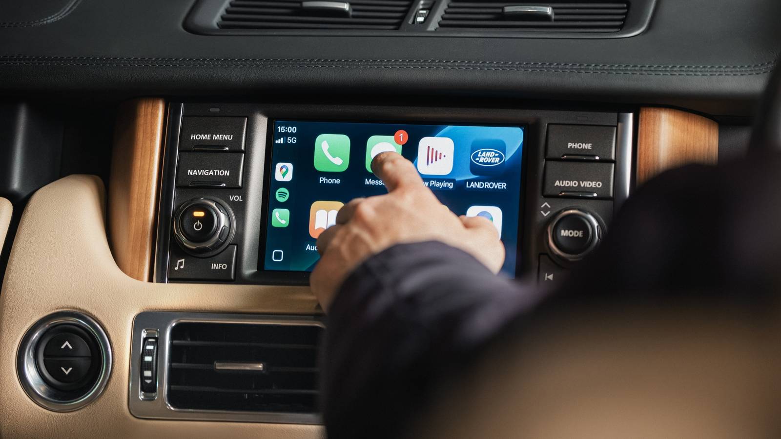 Luxury Car Owners Are More Loyal To Their Phones Than To Their Cars