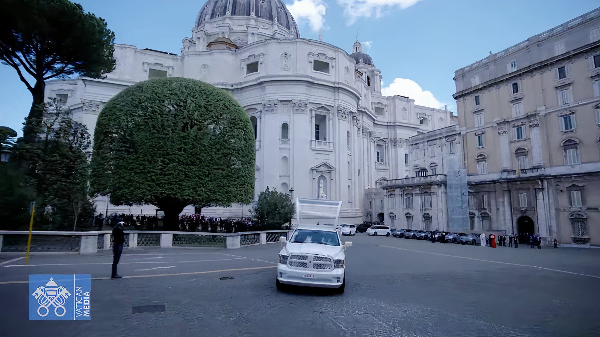 Holy Popemobile, The Pope's Last Ride Was An All-American Hero