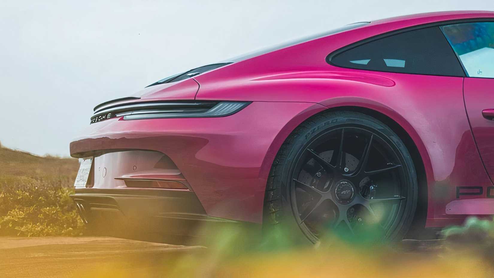 2024 Porsche 911 S/T