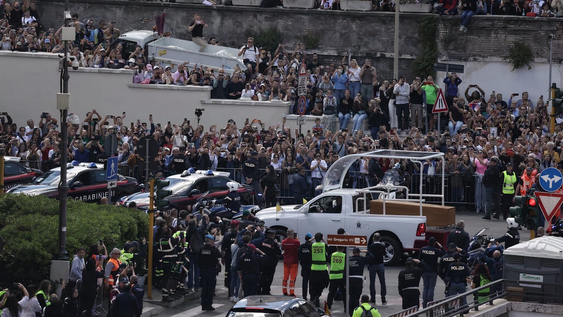 A Ram 1500 serving as a popemoble, carying the casket of Pope Francis