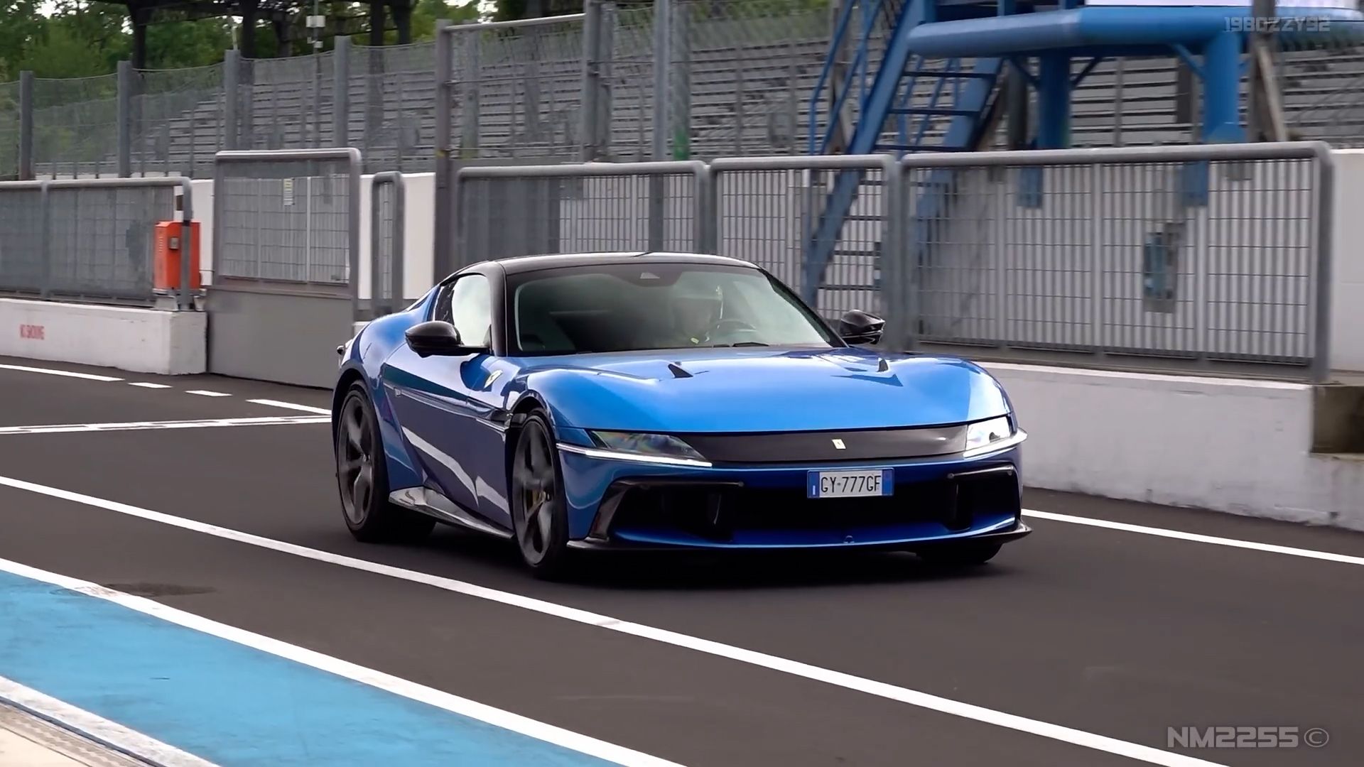 12Cilindri Monza pit front