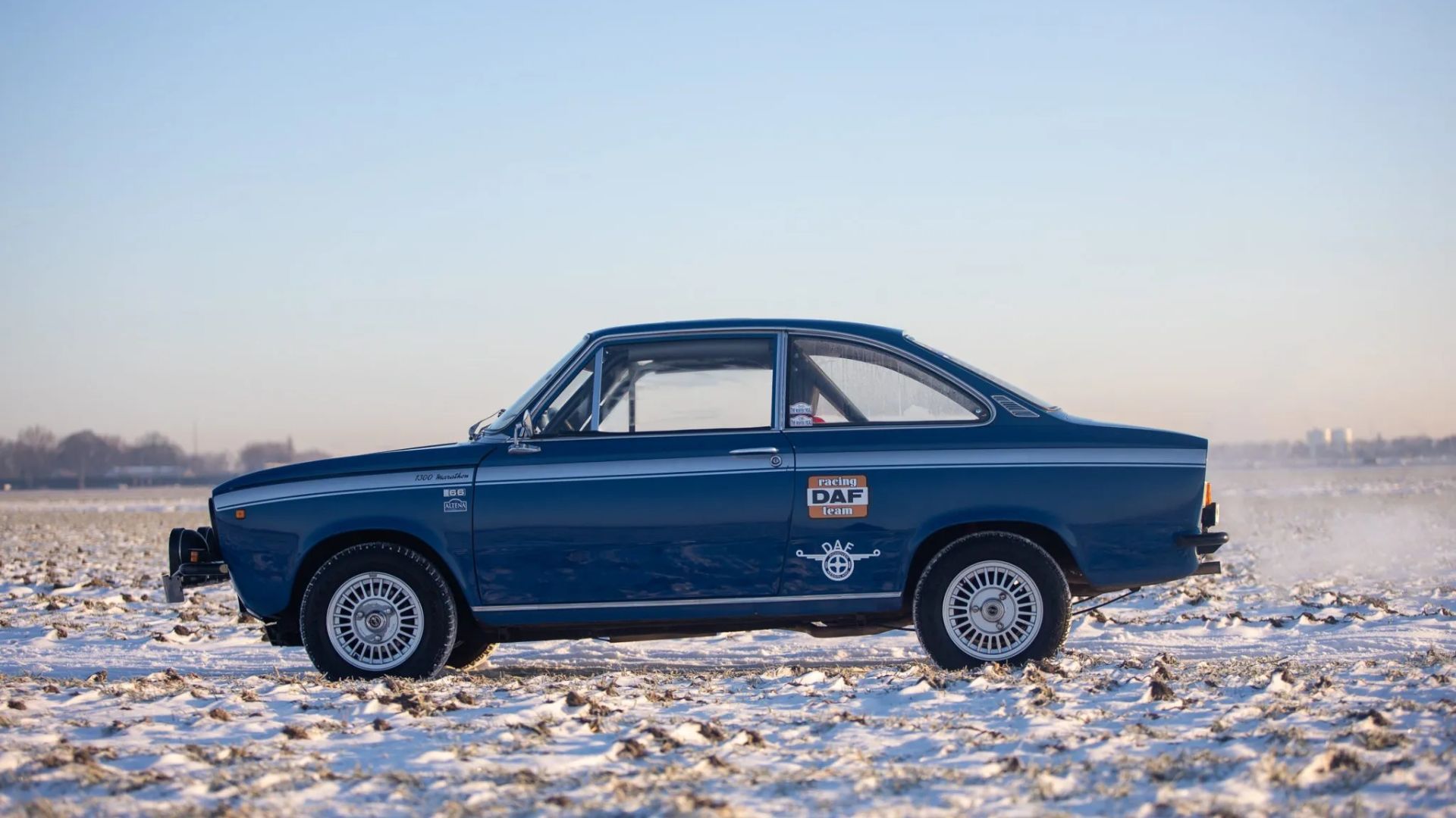 The Dutch Sedan That Drove Itself Before It Was Cool