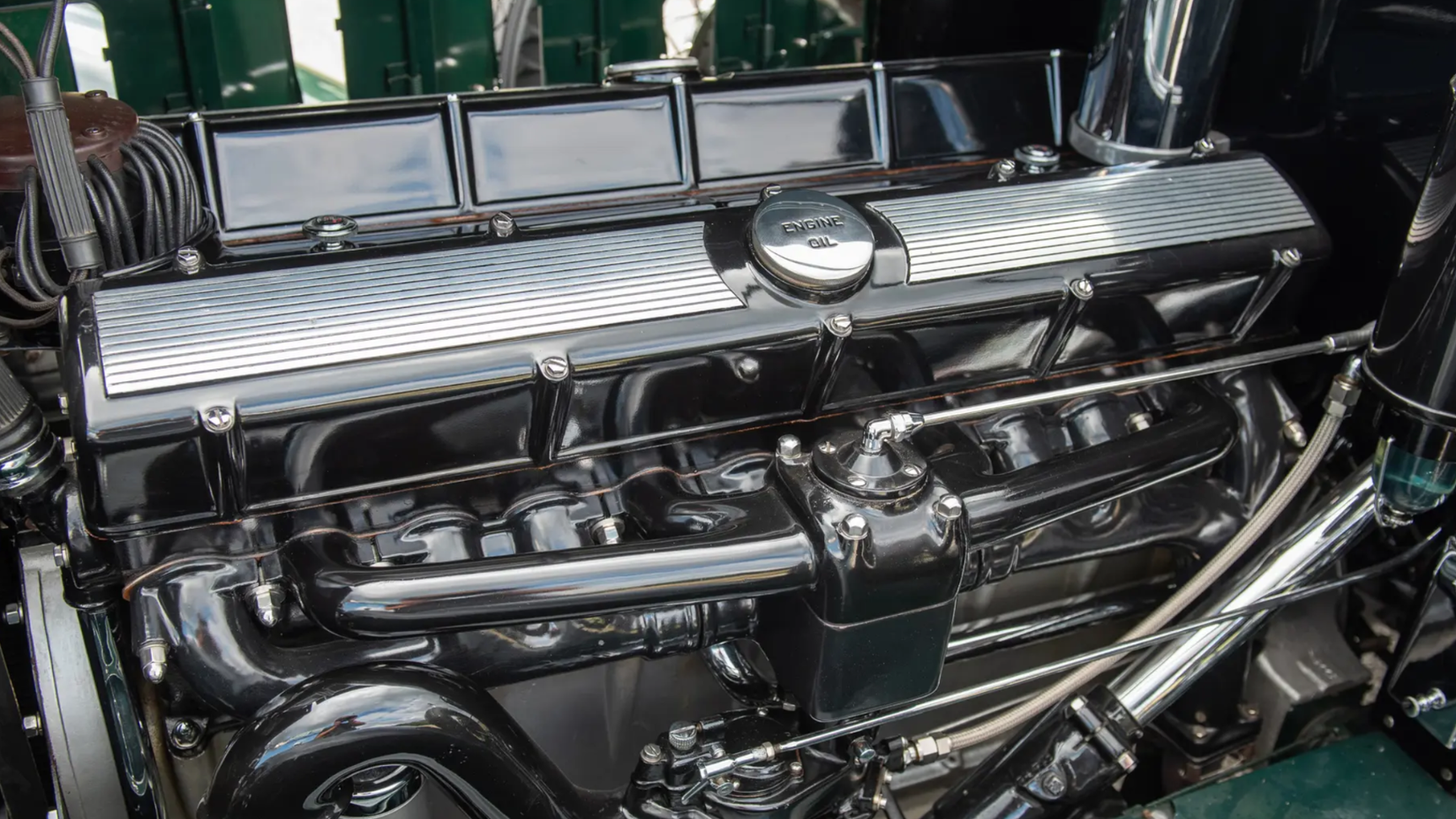 V17 Engine Cadillac's Iconic '00s Concept Is Still Influencing Car Design To This Day