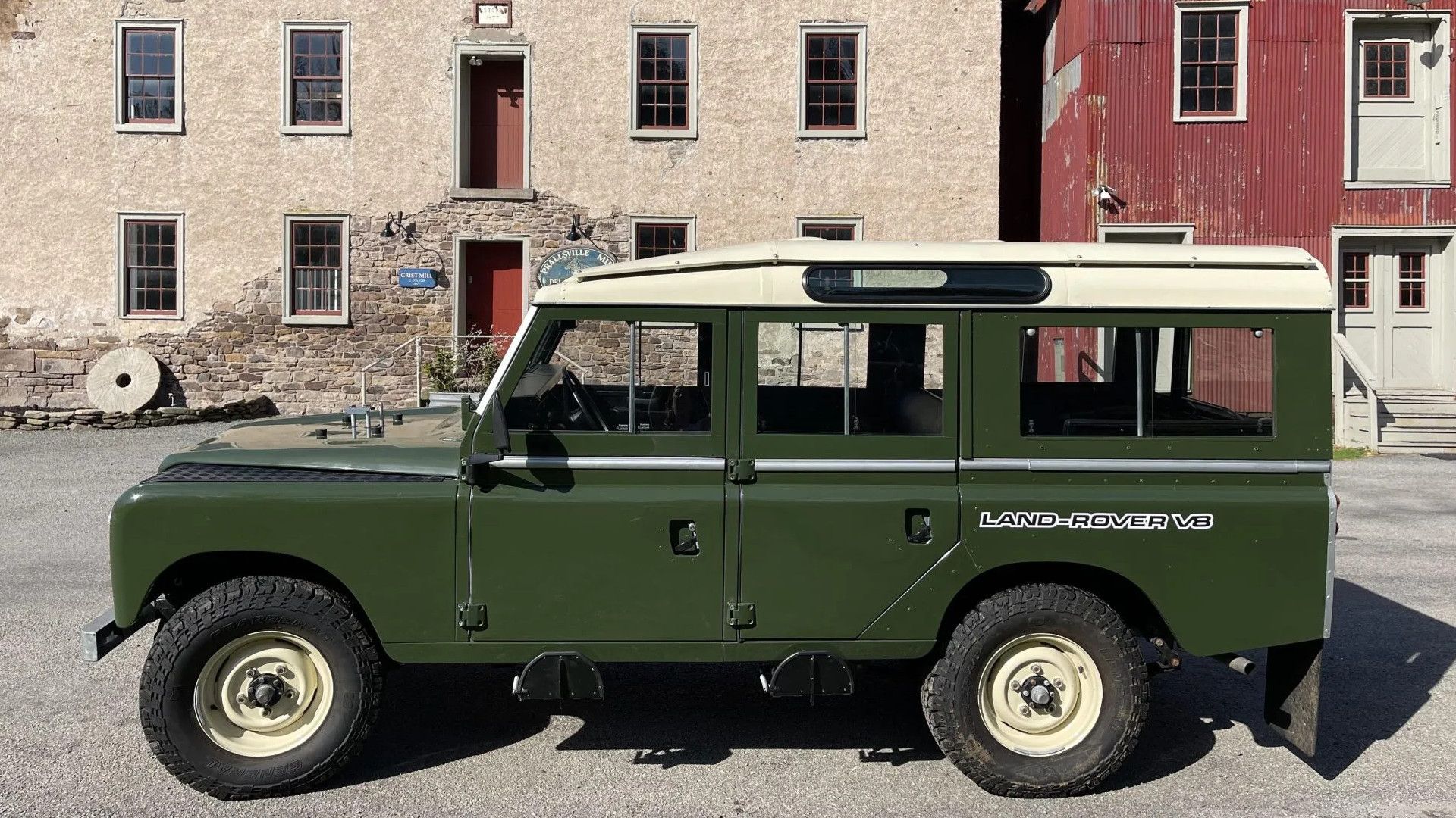 How Detroit's Tiniest V8 Engine Landed In A European Luxury SUV